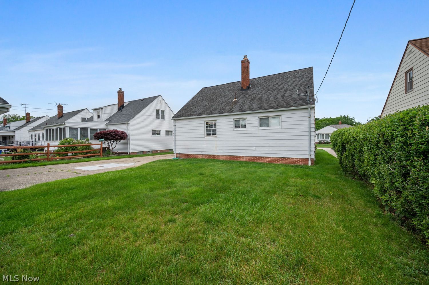 29468 Woodway Drive Wickliffe OH 44092
