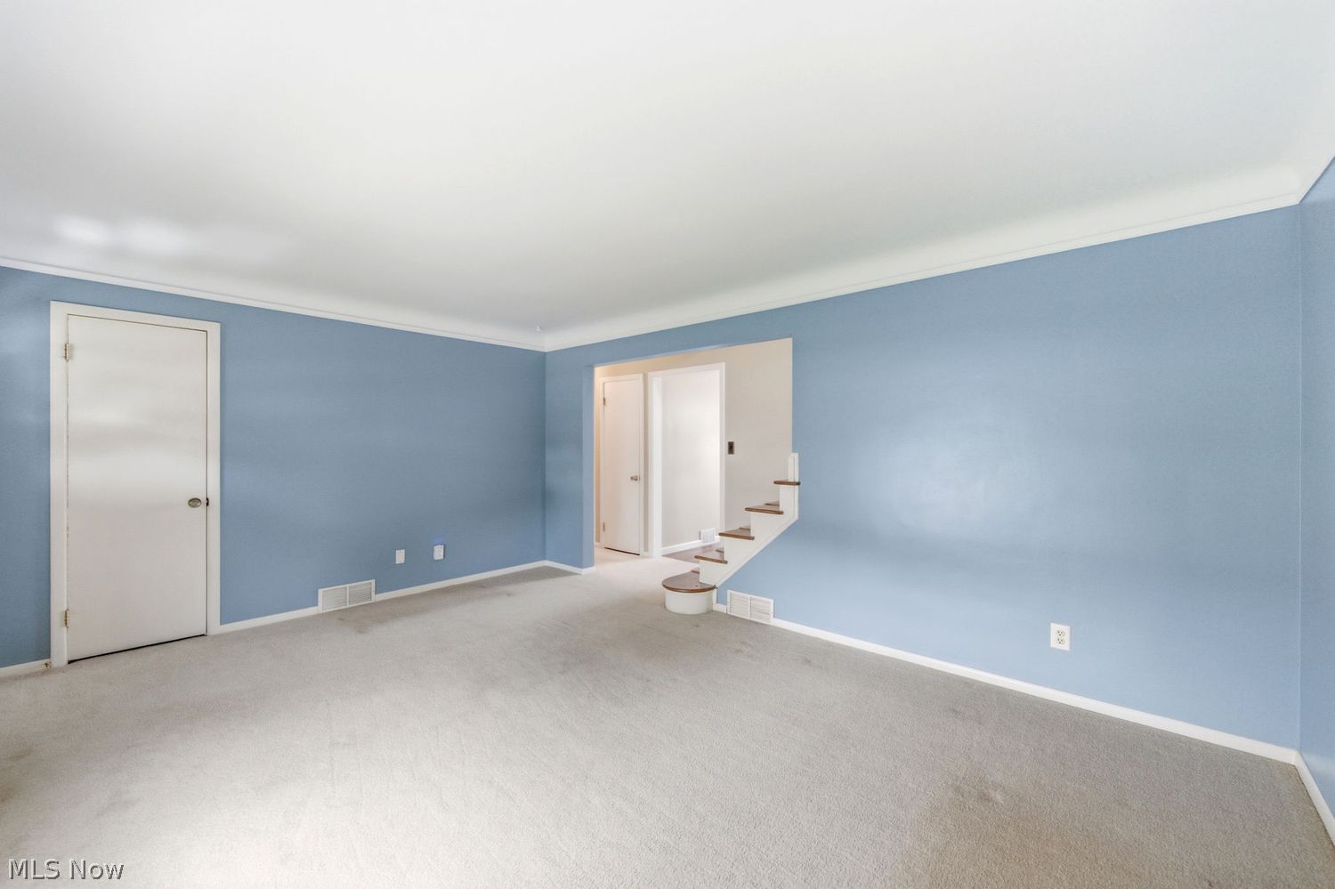 29468 Woodway Drive Wickliffe OH 44092