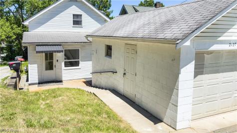 2127 Margaret Street Steubenville OH 43952