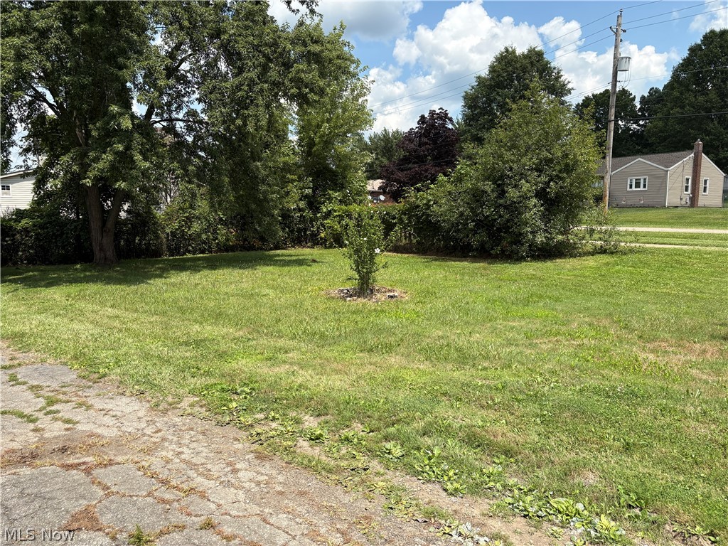 346 Plymouth Avenue Girard OH 44420
