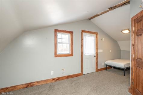 8178 Navarre Road SW Massillon OH 44646