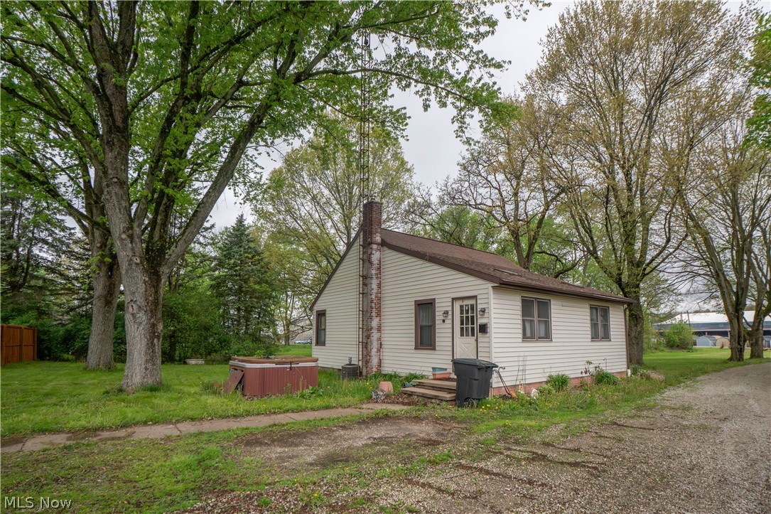 8178 Navarre Road SW Massillon OH 44646
