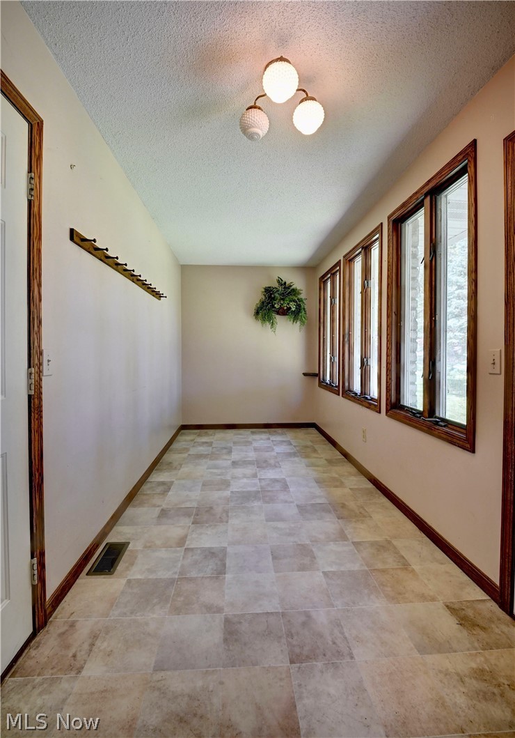 883 Basel Street Sugarcreek OH 44681