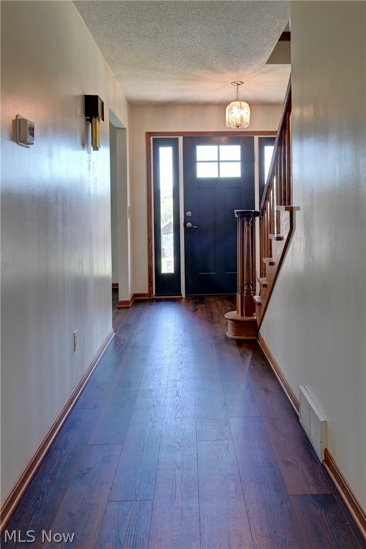 883 Basel Street Sugarcreek OH 44681