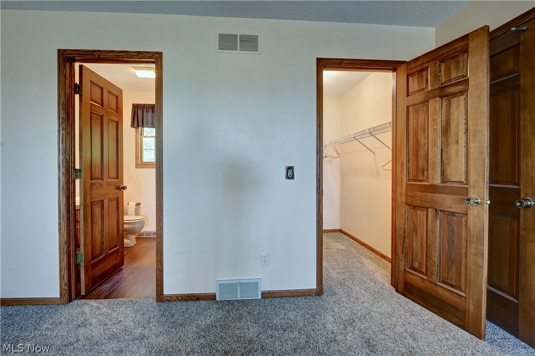 883 Basel Street Sugarcreek OH 44681