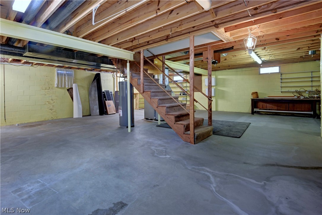 883 Basel Street Sugarcreek OH 44681