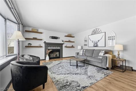 422 N Crown Hill Road Orrville OH 44667