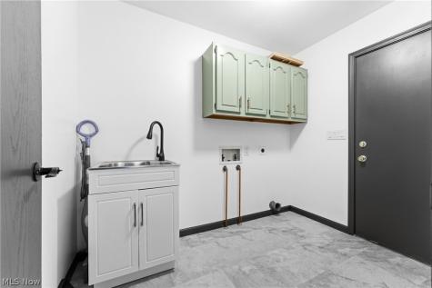 422 N Crown Hill Road Orrville OH 44667