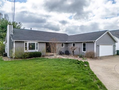 422 N Crown Hill Road Orrville OH 44667