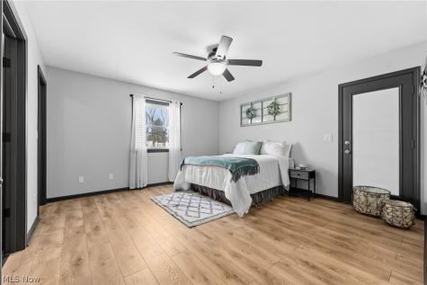 422 N Crown Hill Road Orrville OH 44667