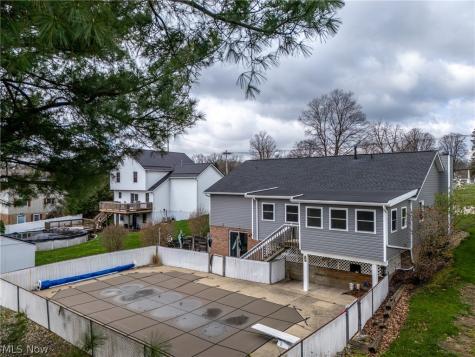 422 N Crown Hill Road Orrville OH 44667