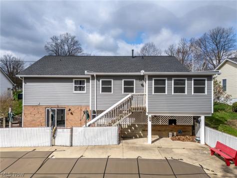 422 N Crown Hill Road Orrville OH 44667