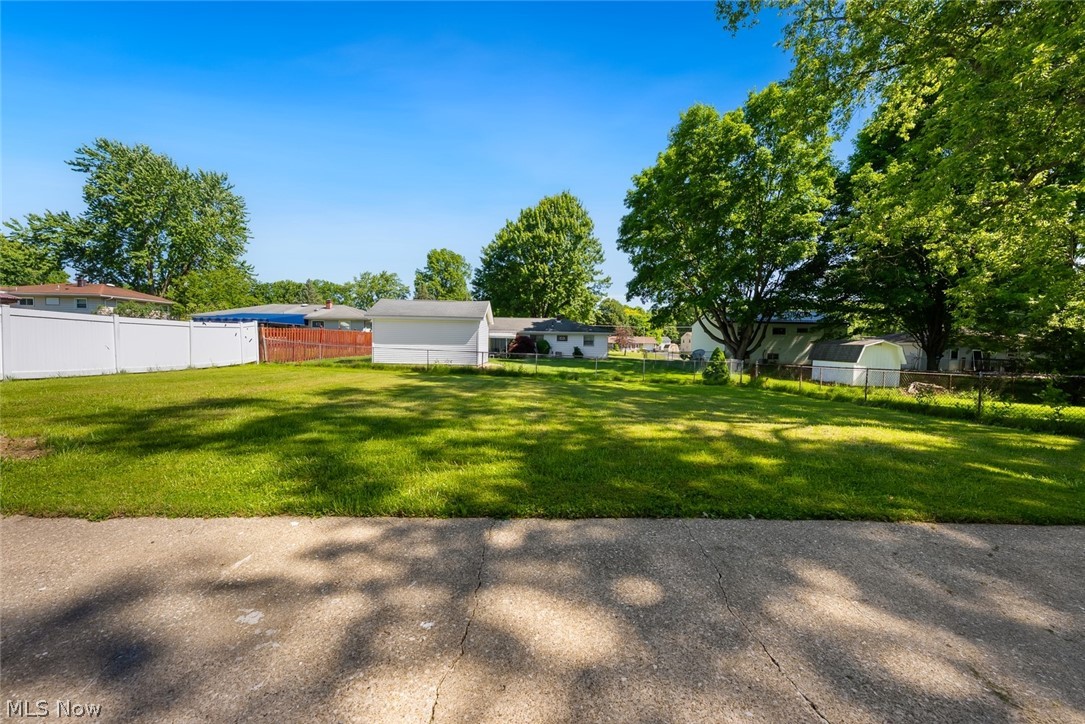 4542 Plumbrook Drive Canfield OH 44406