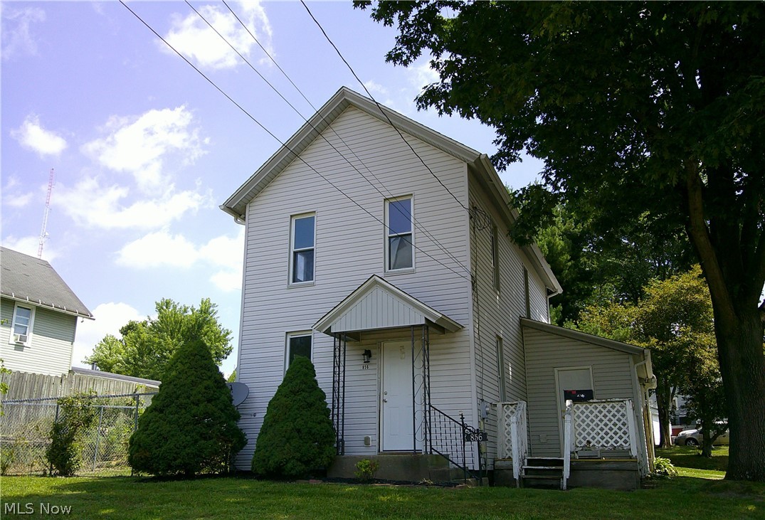 856 Cherry Road NW Massillon OH 44647