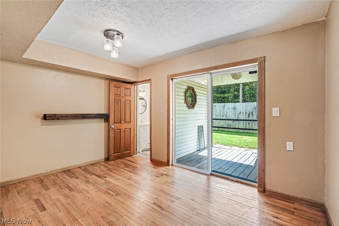 259 NE River Road Lake Milton OH 44429