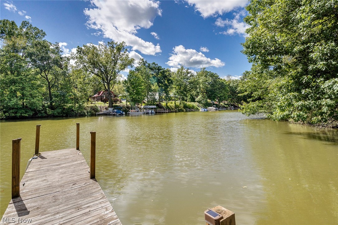 259 NE River Road Lake Milton OH 44429