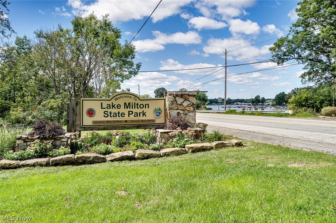 259 NE River Road Lake Milton OH 44429
