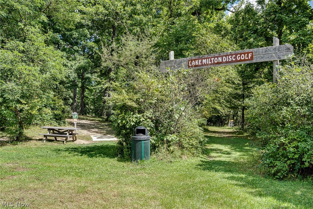 259 NE River Road Lake Milton OH 44429