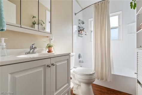 1160 Carnegie Avenue Akron OH 44314