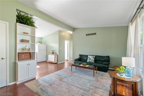 1160 Carnegie Avenue Akron OH 44314