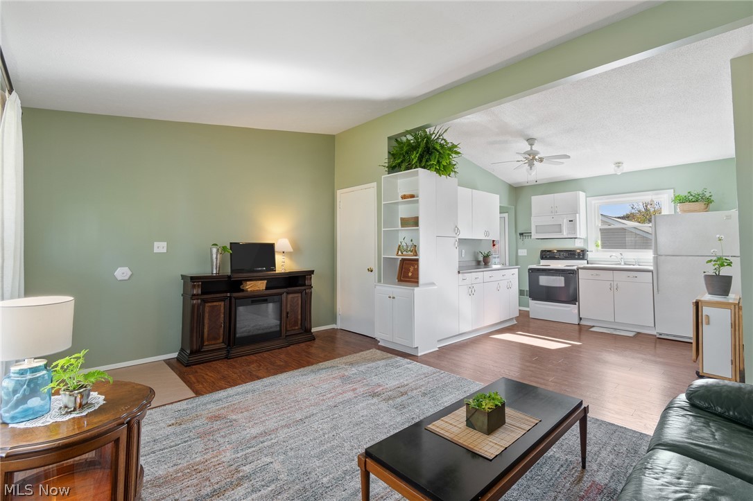 1160 Carnegie Avenue Akron OH 44314