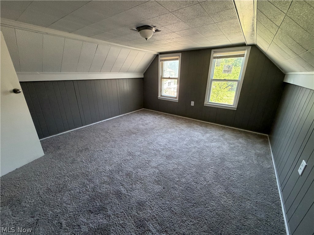 1052 E 72nd Street Cleveland OH 44103