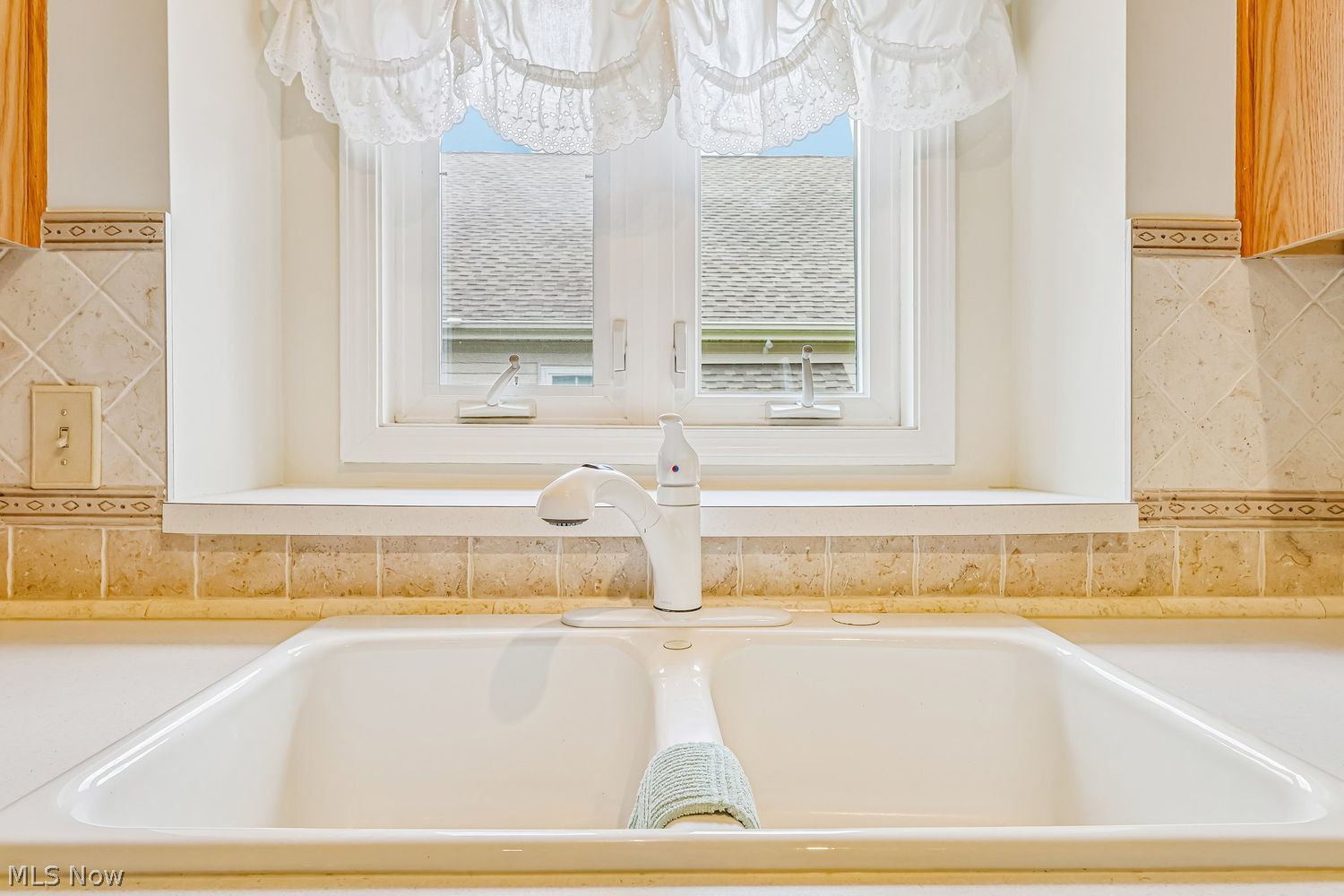 21293 Woodview Circle Strongsville OH 44149