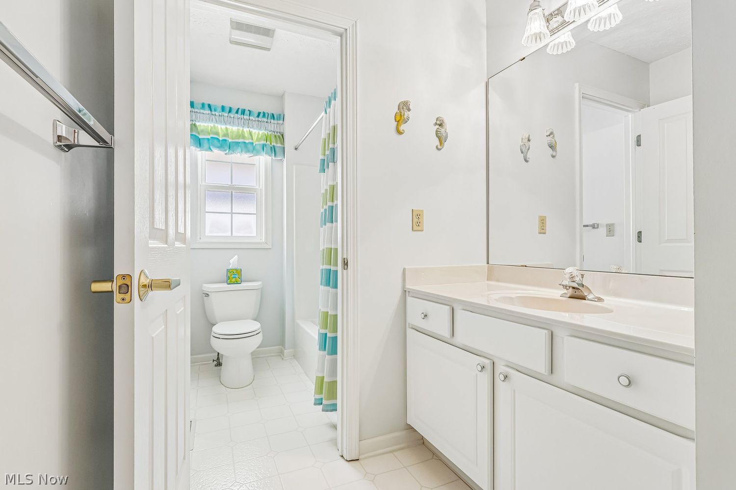 21293 Woodview Circle Strongsville OH 44149