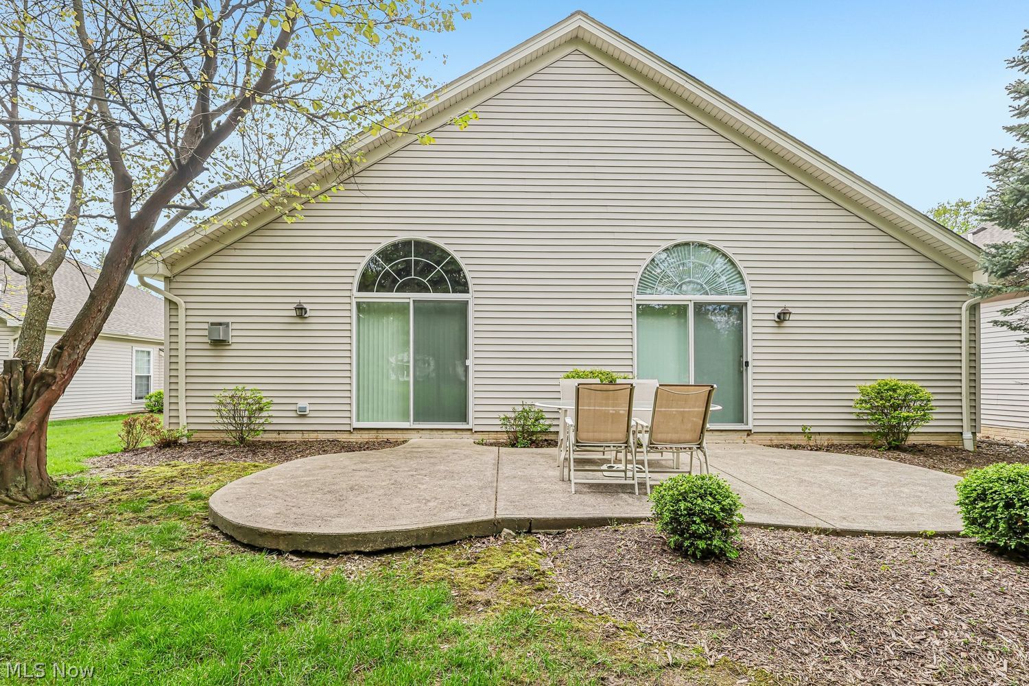 21293 Woodview Circle Strongsville OH 44149