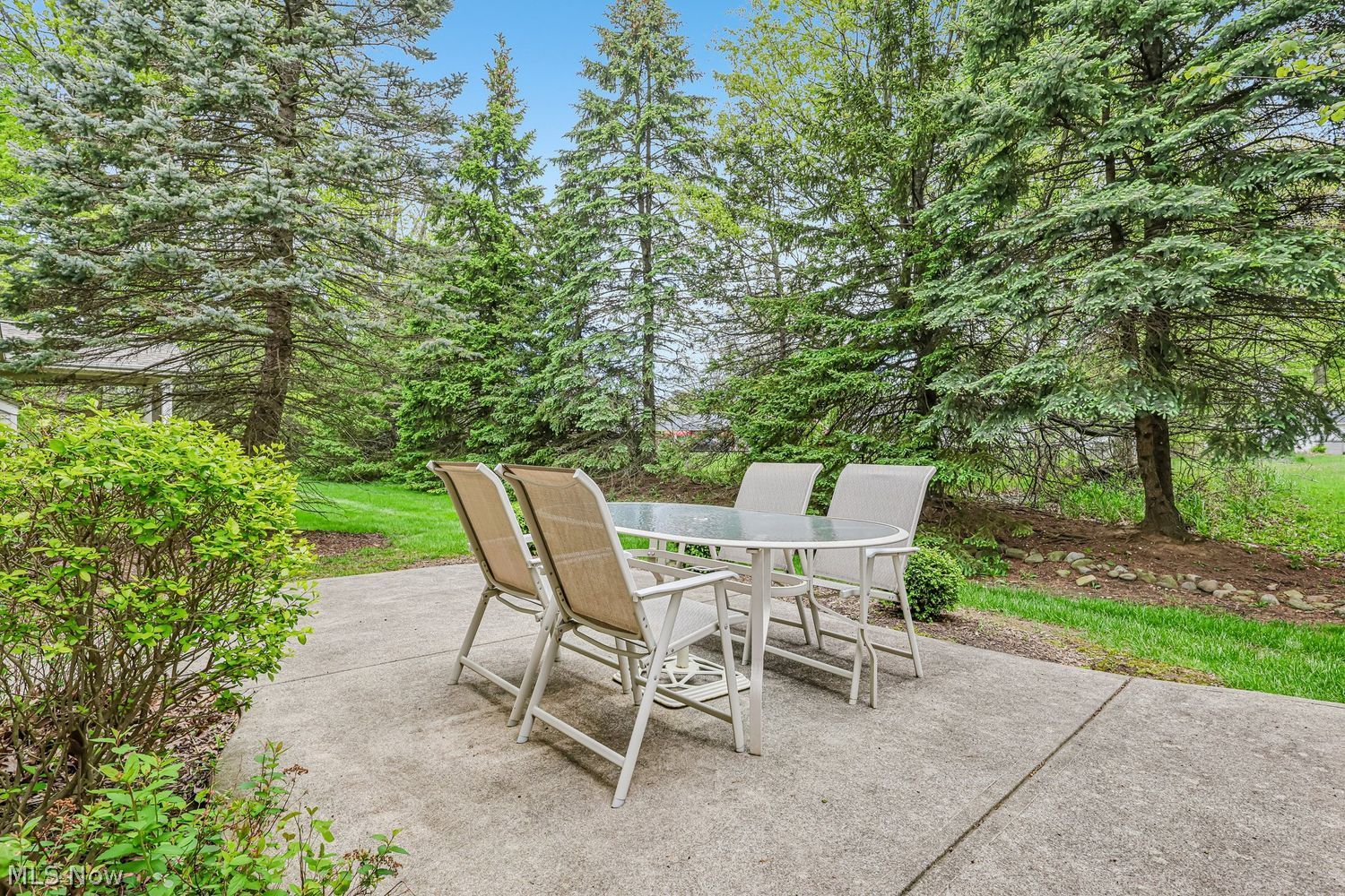 21293 Woodview Circle Strongsville OH 44149
