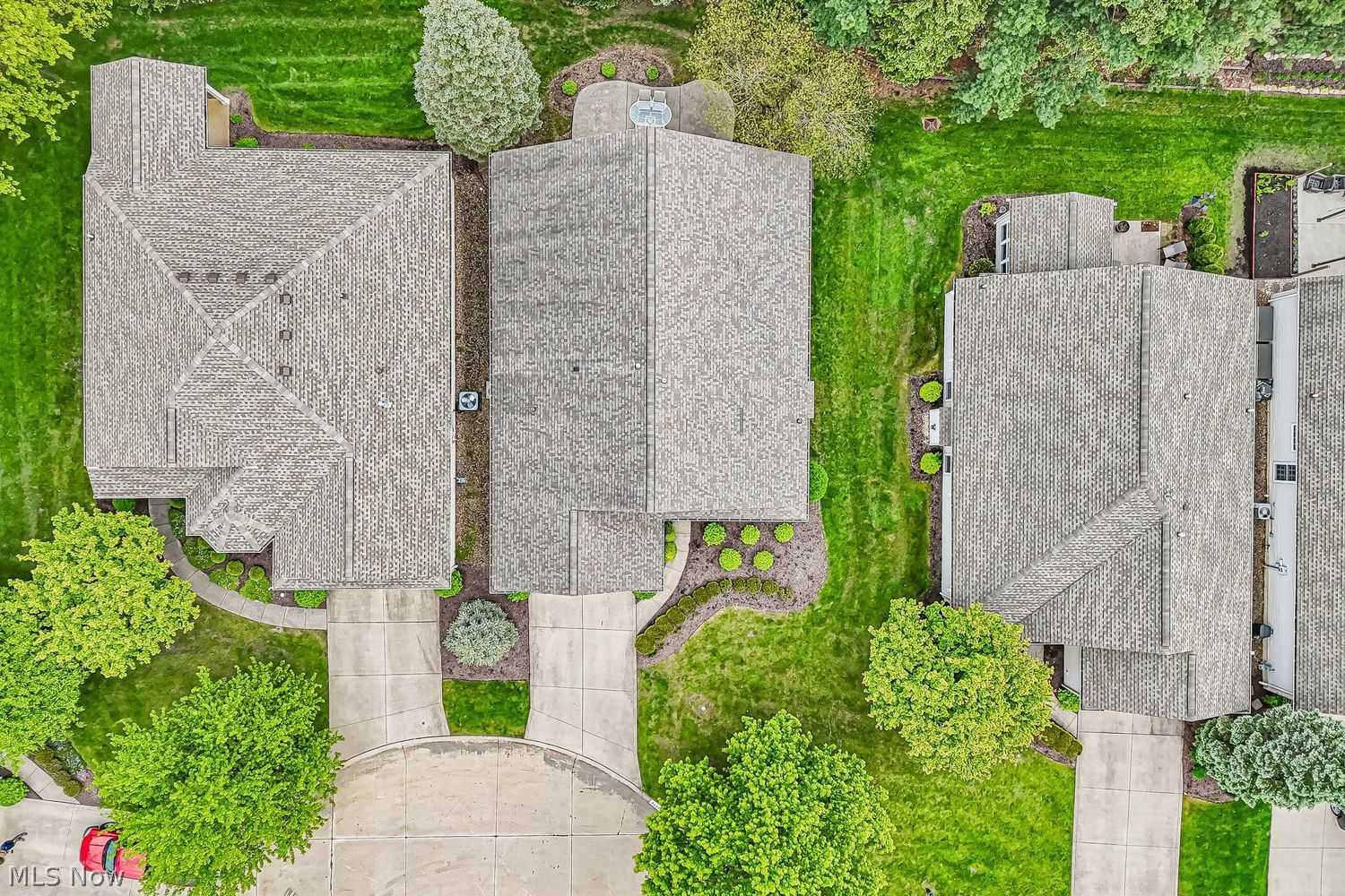 21293 Woodview Circle Strongsville OH 44149