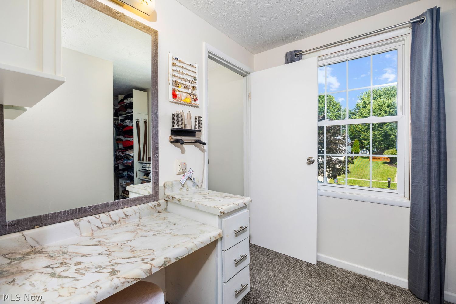 558 Falling Oaks Drive Medina OH 44256