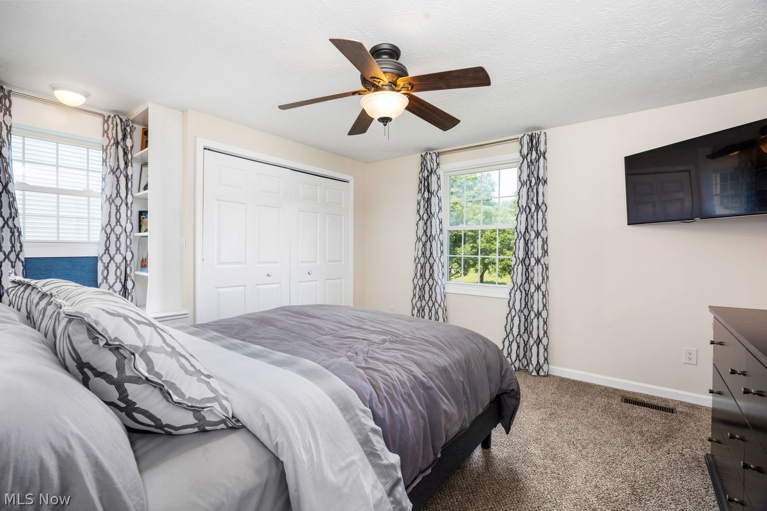 558 Falling Oaks Drive Medina OH 44256