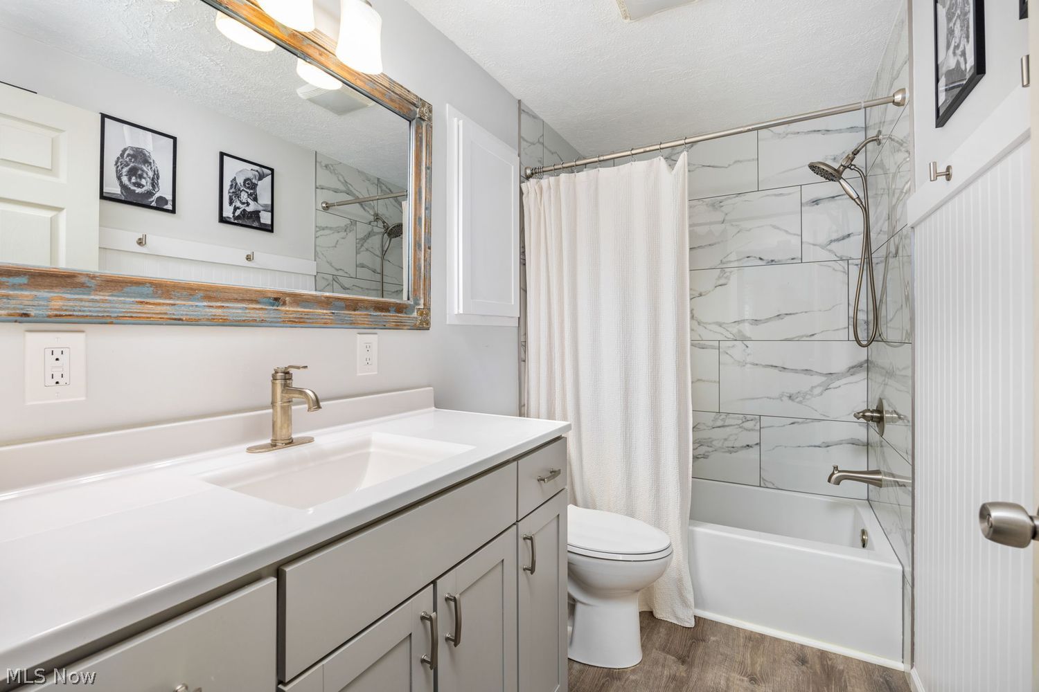 558 Falling Oaks Drive Medina OH 44256