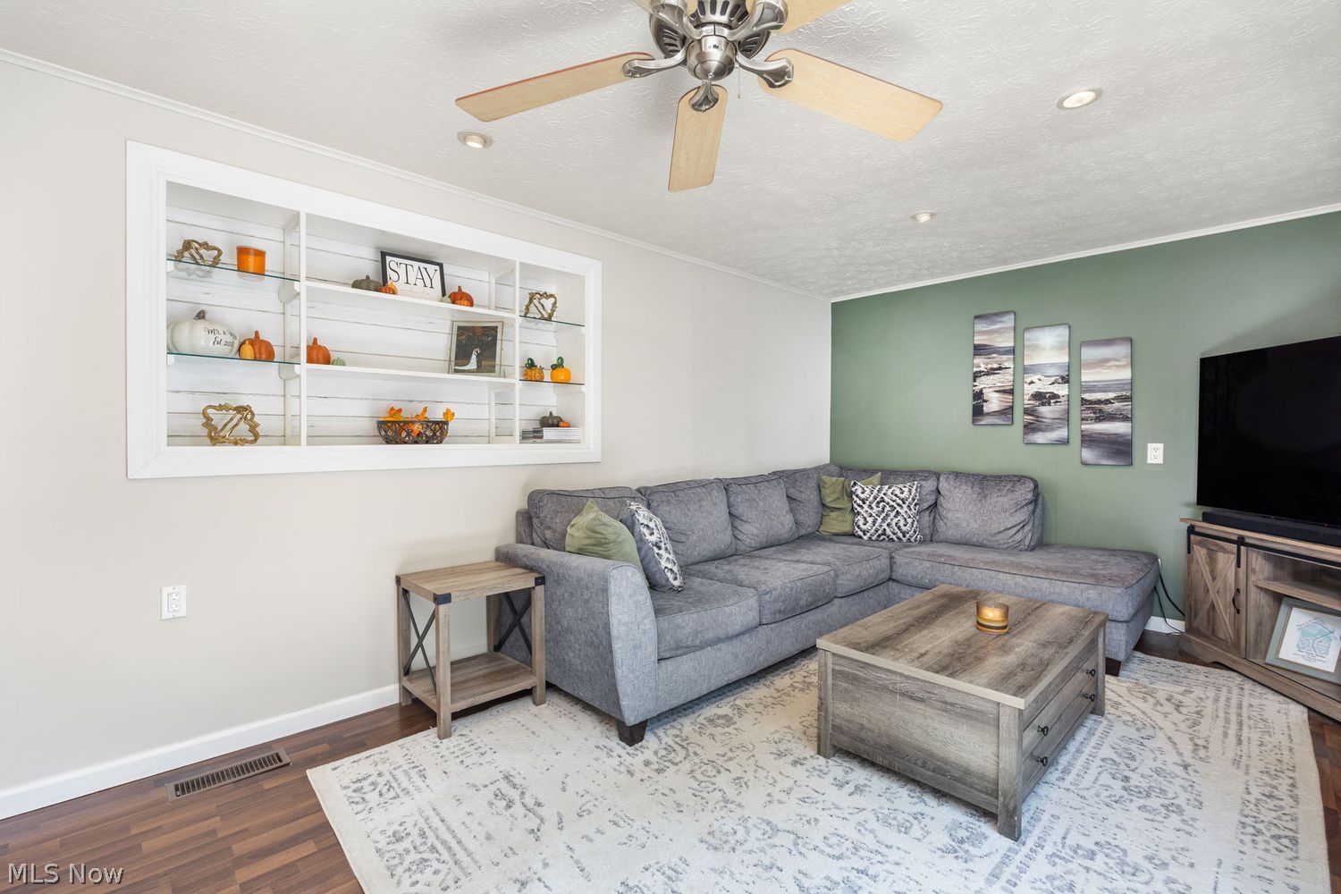 558 Falling Oaks Drive Medina OH 44256