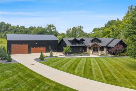 2245 Thoroughbred Drive Wadsworth OH 44281