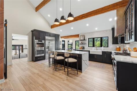 2245 Thoroughbred Drive Wadsworth OH 44281