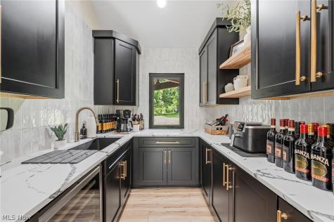 2245 Thoroughbred Drive Wadsworth OH 44281