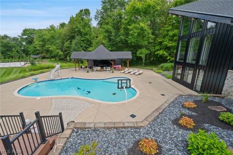 2245 Thoroughbred Drive Wadsworth OH 44281