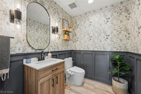 2245 Thoroughbred Drive Wadsworth OH 44281