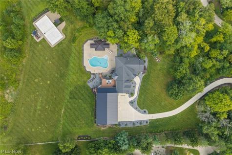 2245 Thoroughbred Drive Wadsworth OH 44281