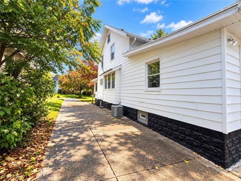 1225 Murray Avenue Akron OH 44310
