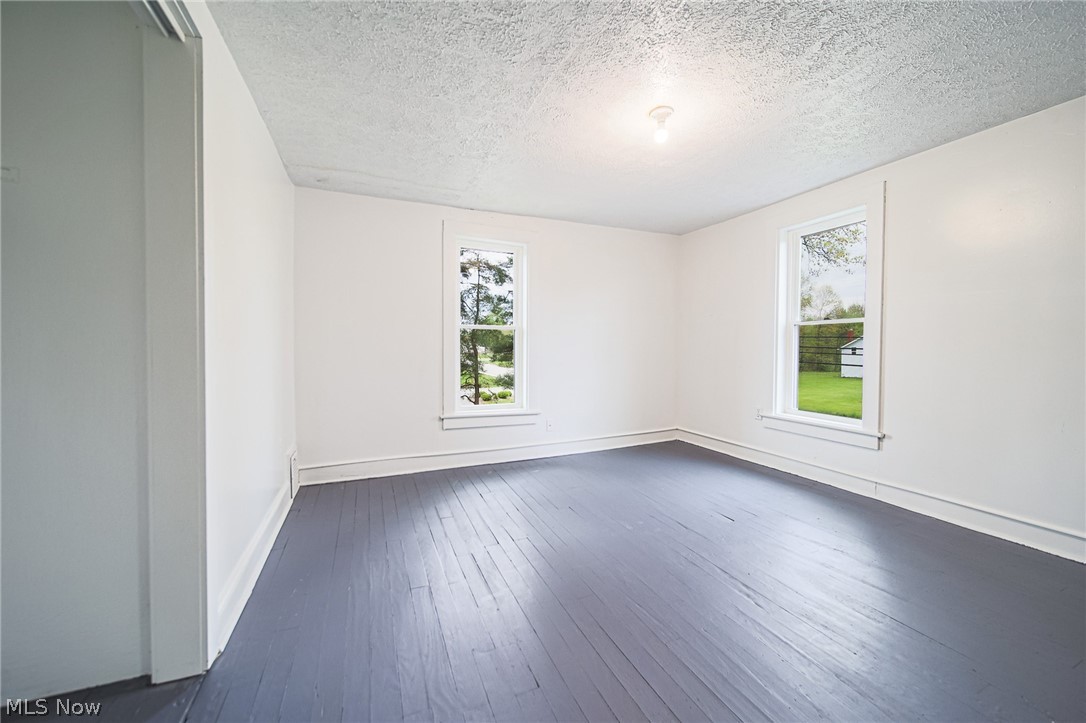 7437 E Lincoln Way Apple Creek OH 44606