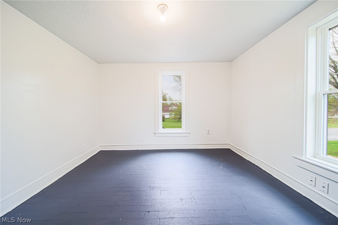 7437 E Lincoln Way Apple Creek OH 44606