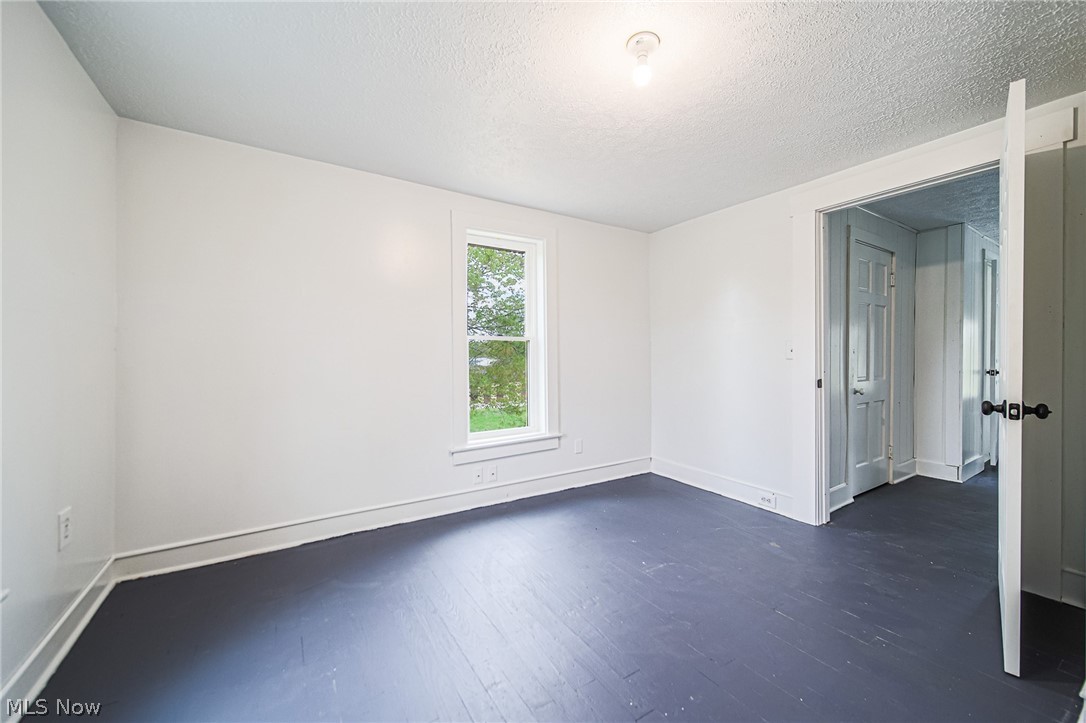 7437 E Lincoln Way Apple Creek OH 44606