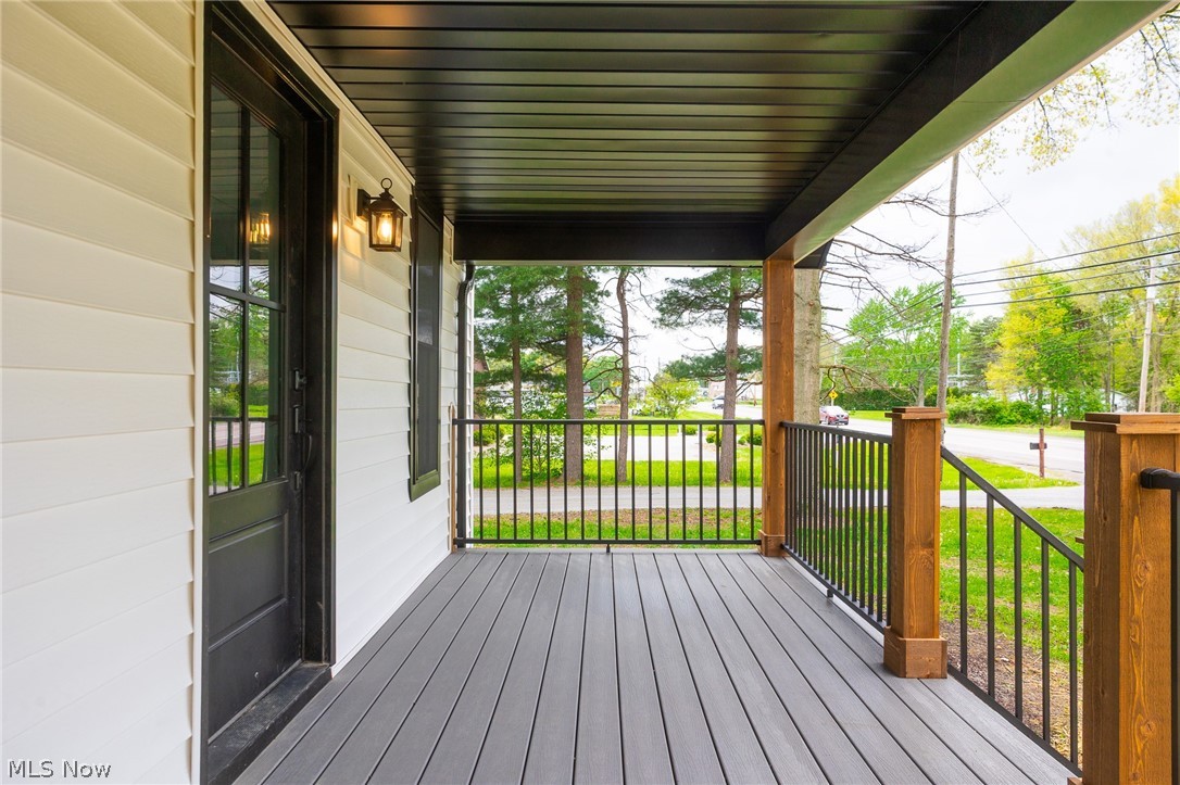 7437 E Lincoln Way Apple Creek OH 44606