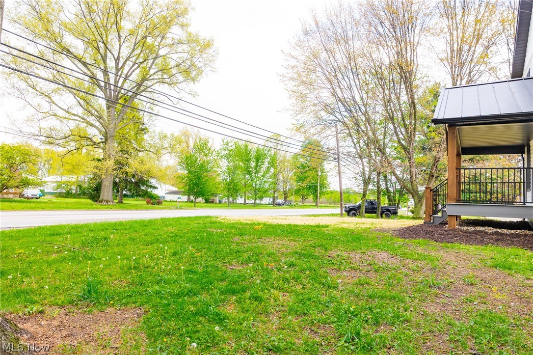 7437 E Lincoln Way Apple Creek OH 44606