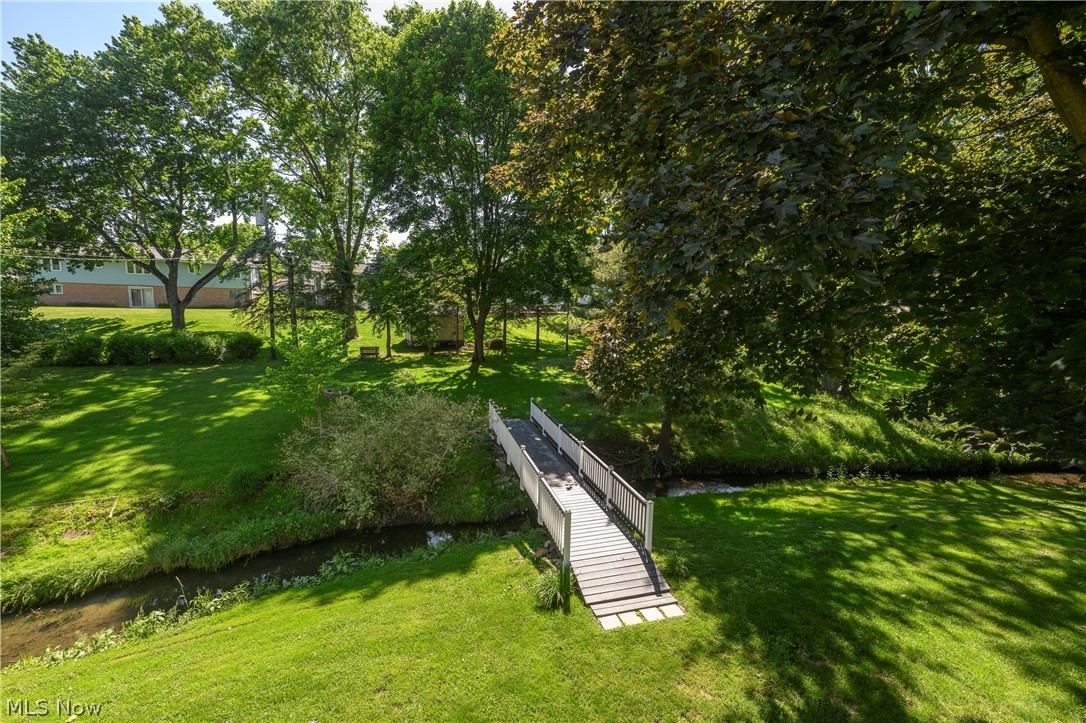 1300 Hyacinth Drive NE North Canton OH 44720