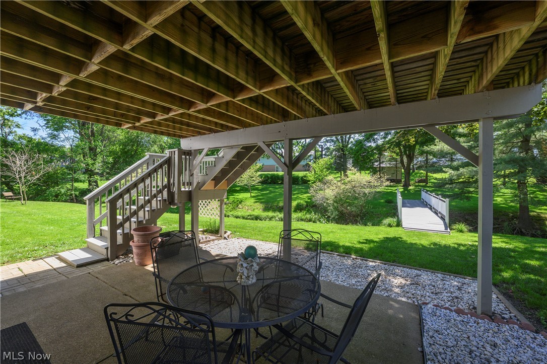 1300 Hyacinth Drive NE North Canton OH 44720