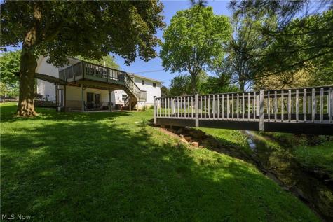 1300 Hyacinth Drive NE North Canton OH 44720